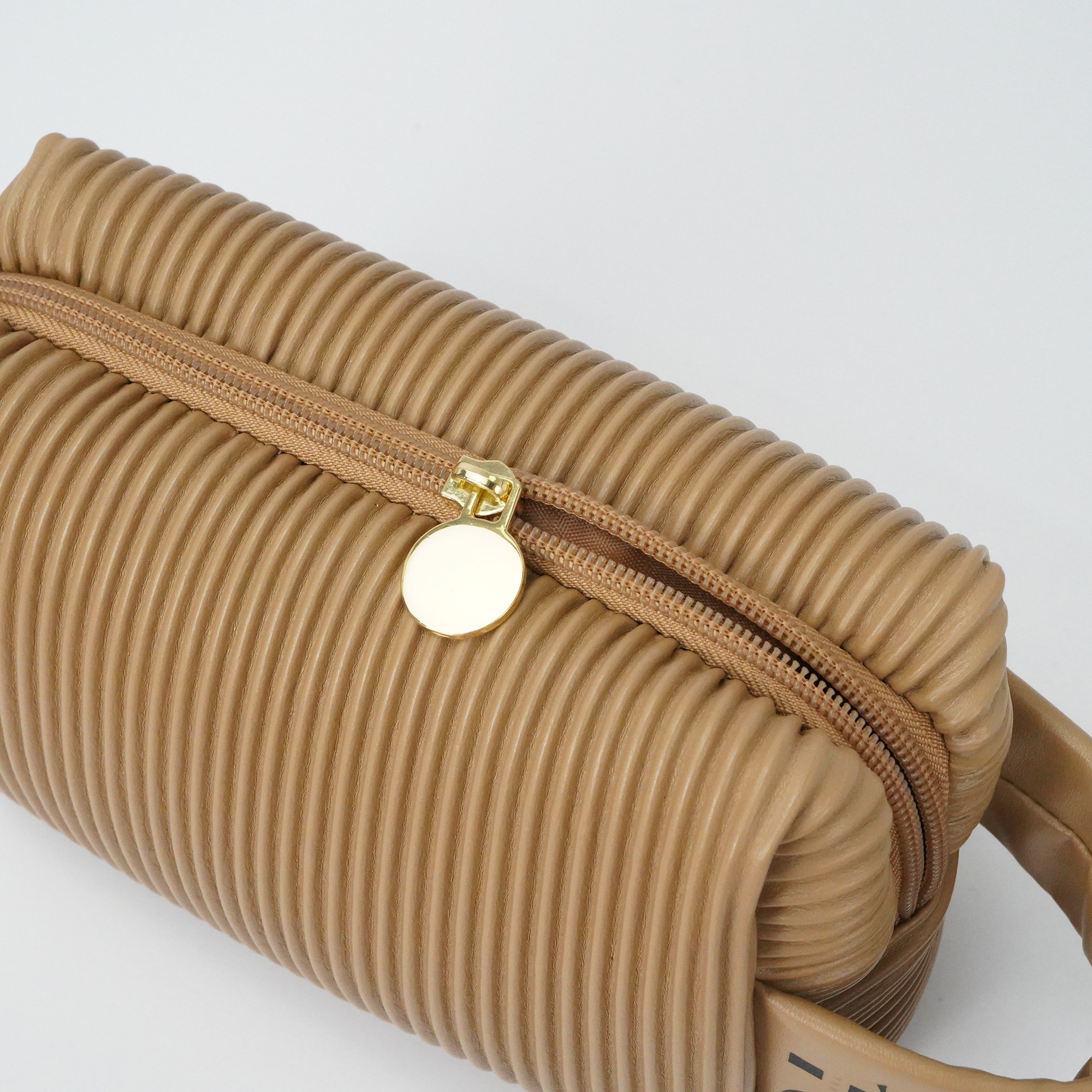 Pu Leather Quilted Cosmetic Bag Travel Makeup Bag with Zipper Cosmetic Organizer for Women and Girls